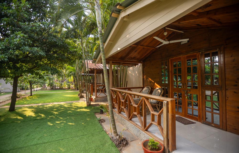 The Perfect Blend: How Hotels Are Redefining Business and Leisure Travel